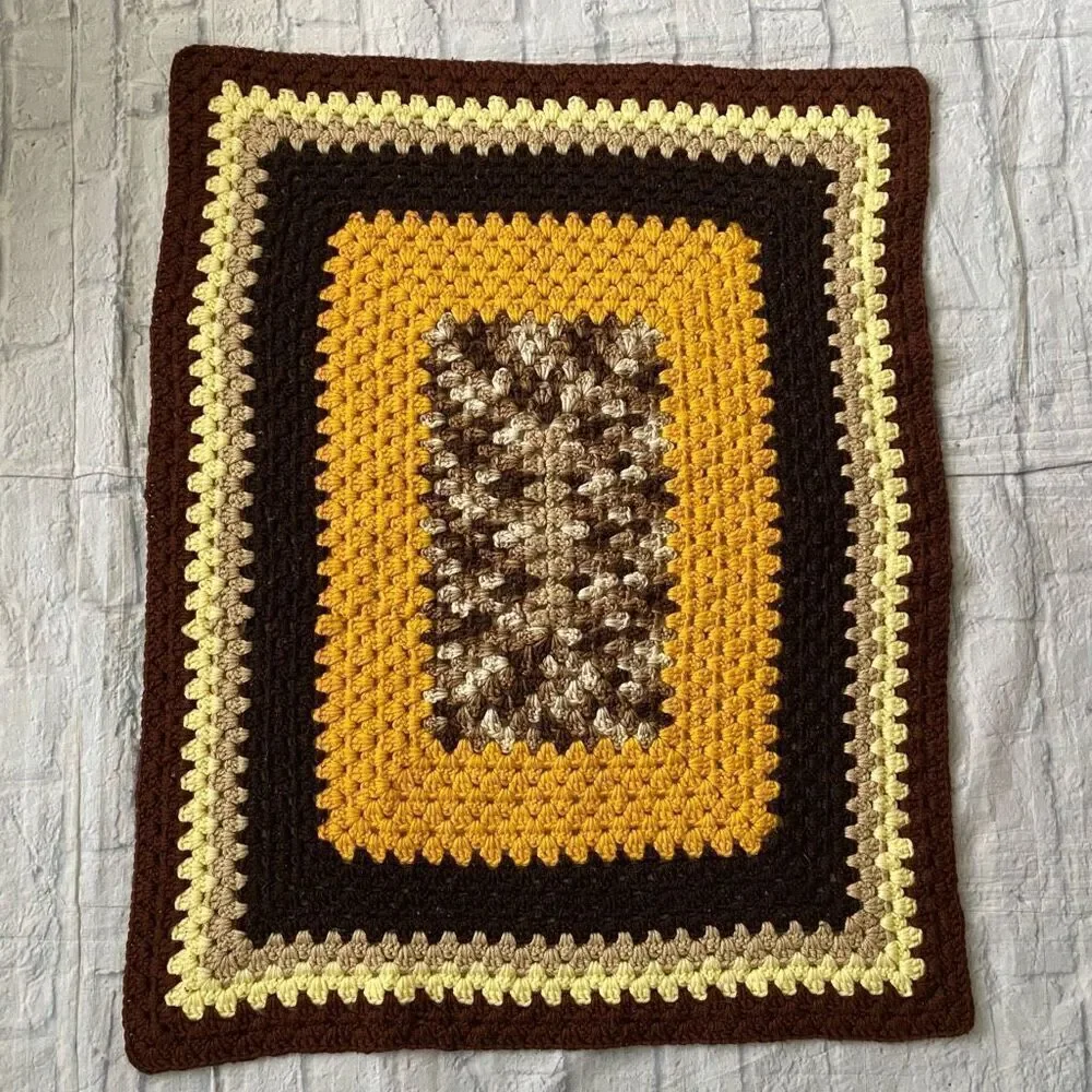 Handmade crochet afghan blanket 27”x34”